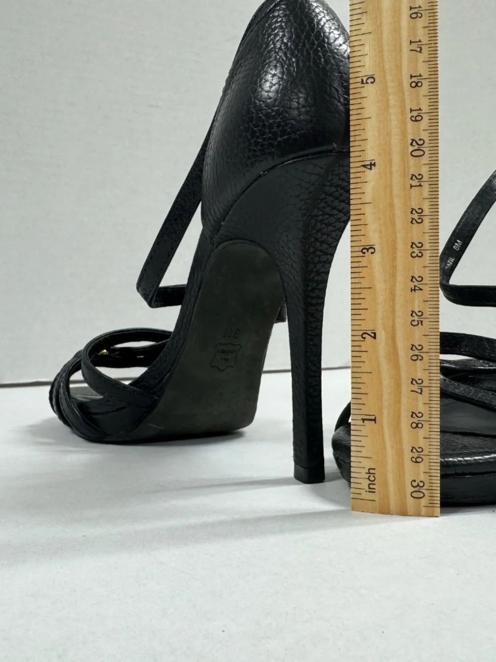 Tory Burch - Elizabella Strappy Heeled Sandals - Size 8.‎